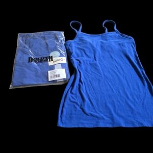 Deluth Trading Company 2 Built In Shelf Bra Tanks One Not Open One Open